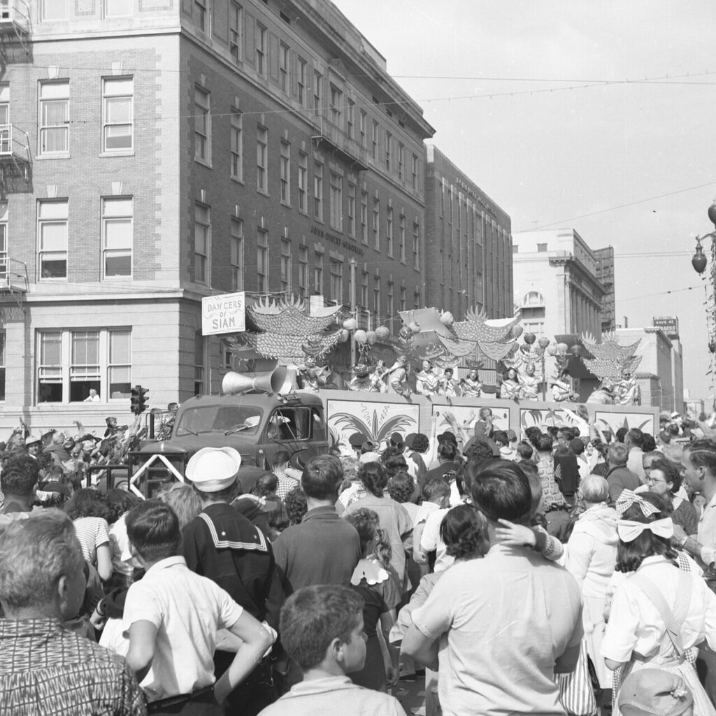 Dancers of Siam - Mardi Gras parade in New Orleans