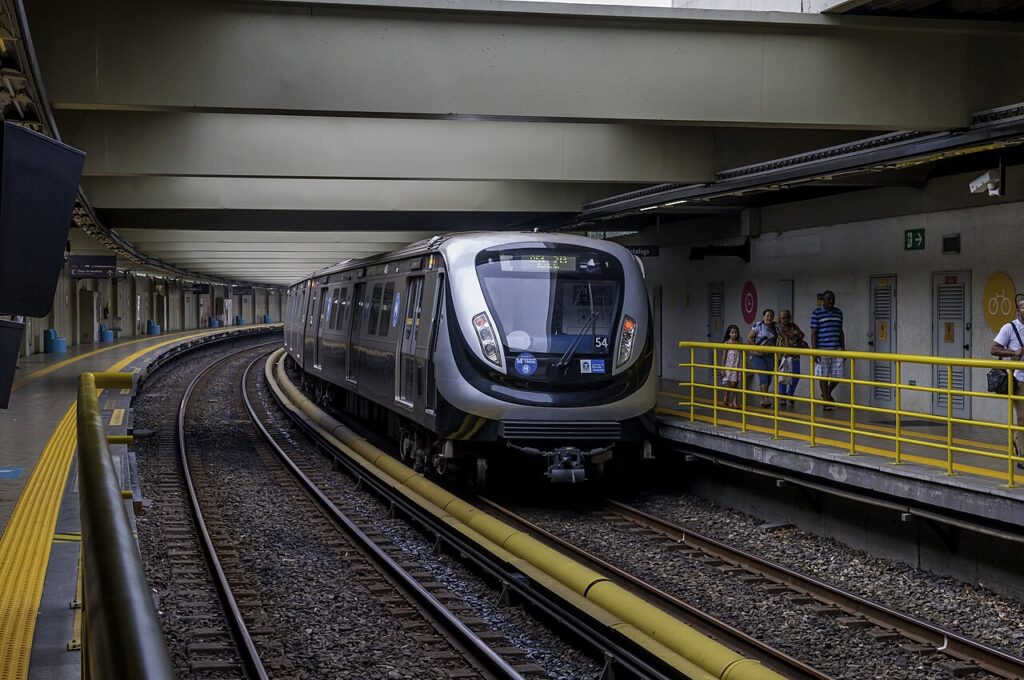Metro-of-rio-de-janeiro 17268542316 o