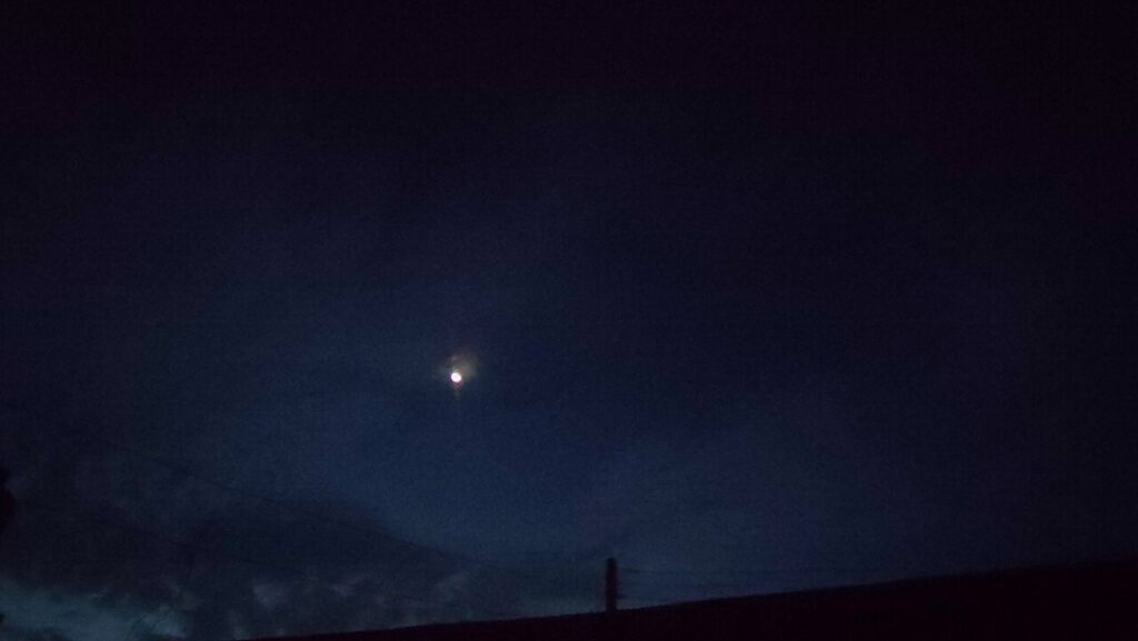 Ramadan crescent moon day 3