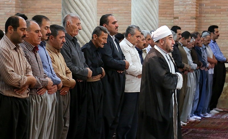 Eid al-Fitr prayer, Sanandaj (1396040513401871311250054)