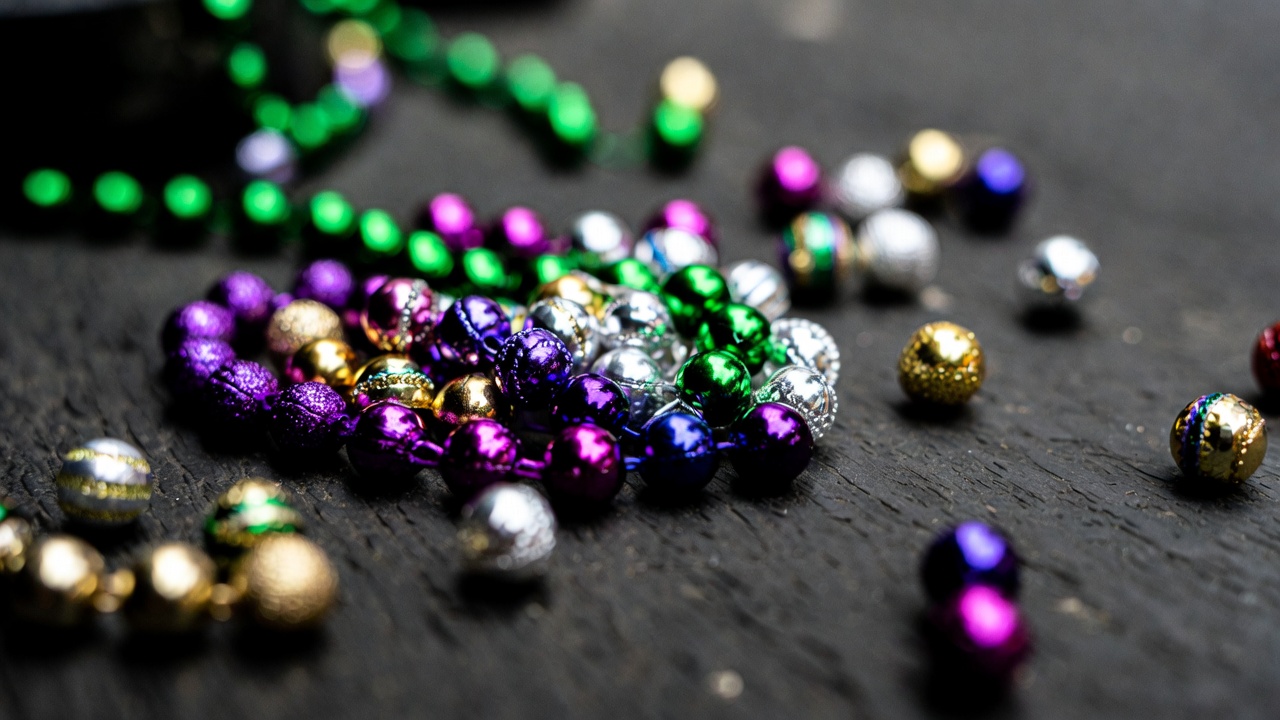 Why We Throw Beads: Understanding Mardi Gras Traditions and Etiquette