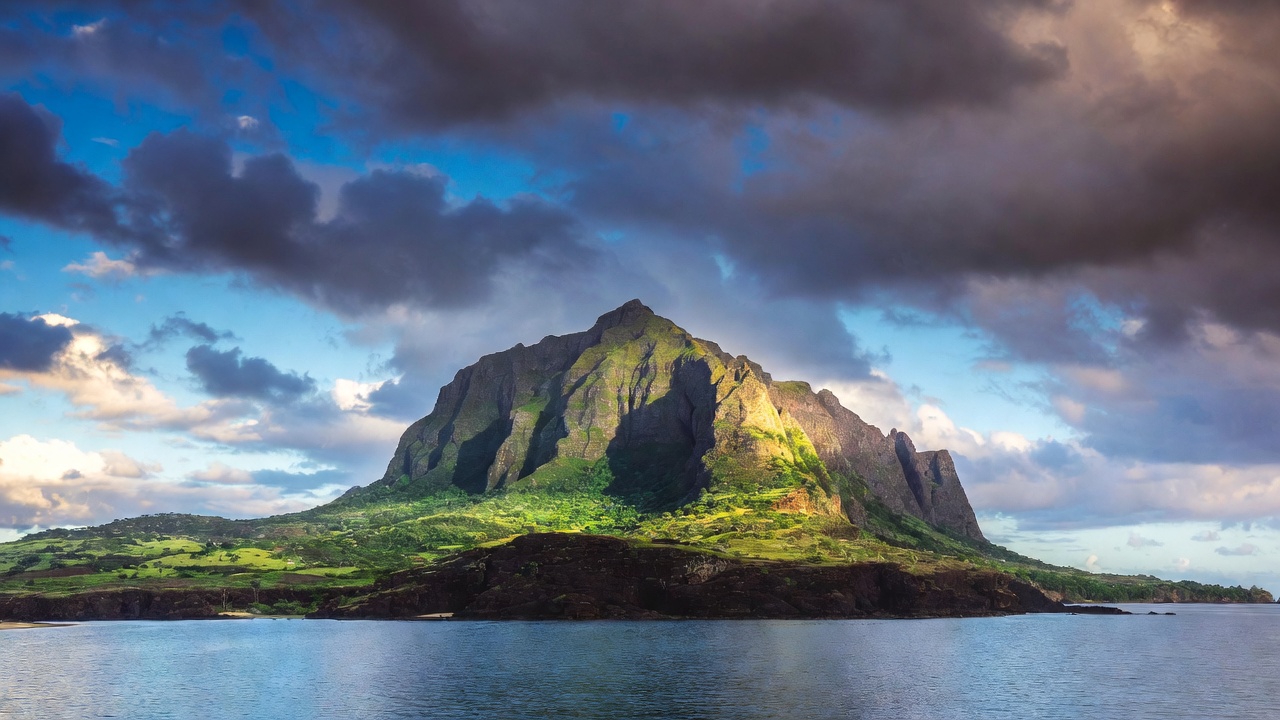 The Soul of Le Morne: Why is it the Most Important Landmark on Feb 1st?