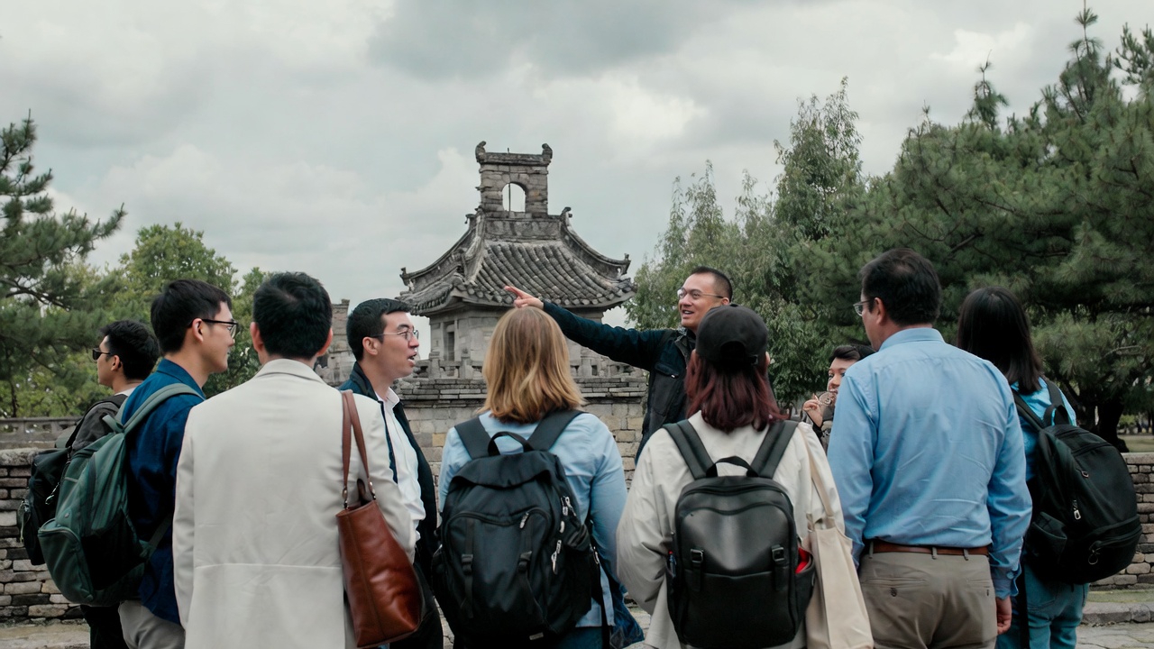 Foreigners Trip to China