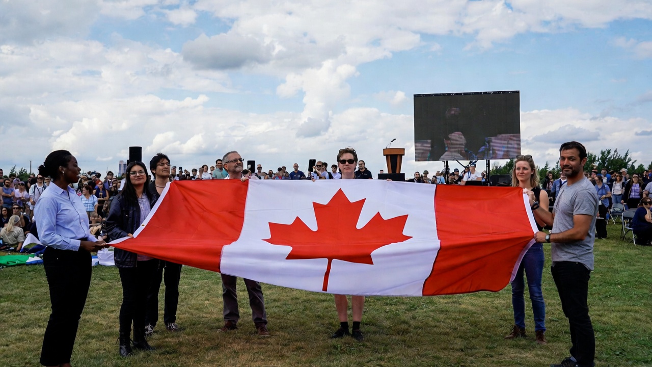 10 Fascinating Facts About National Flag of Canada Day You Probably Didn’t Know