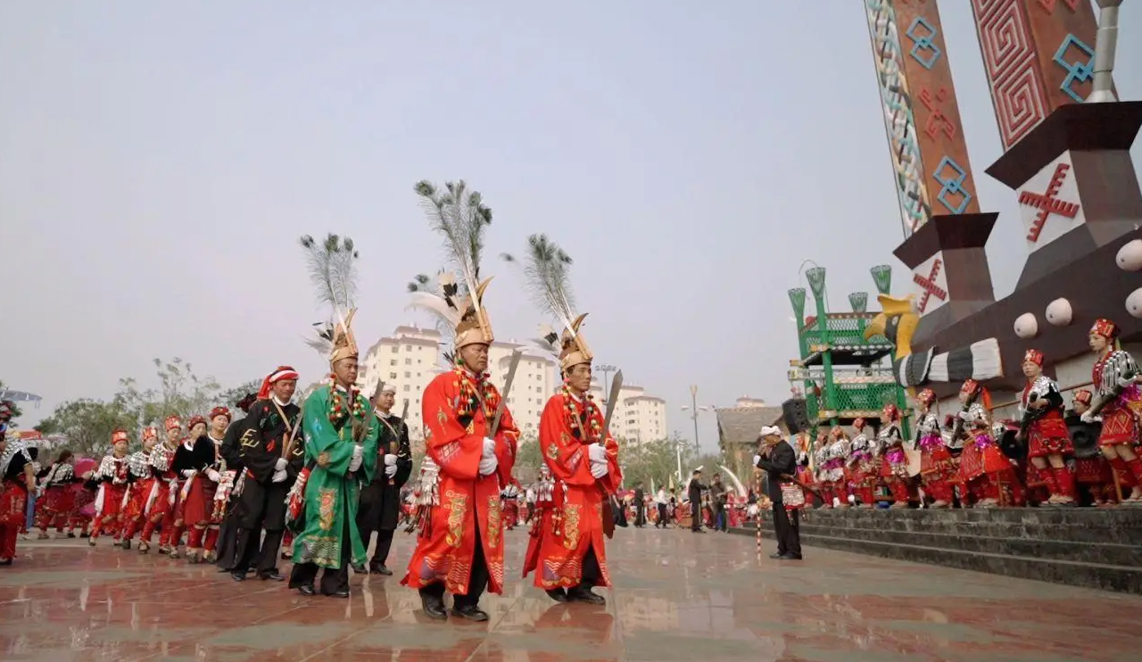 A Traveler’s Guide to Experiencing the Munao Zongge Festival in Dehong