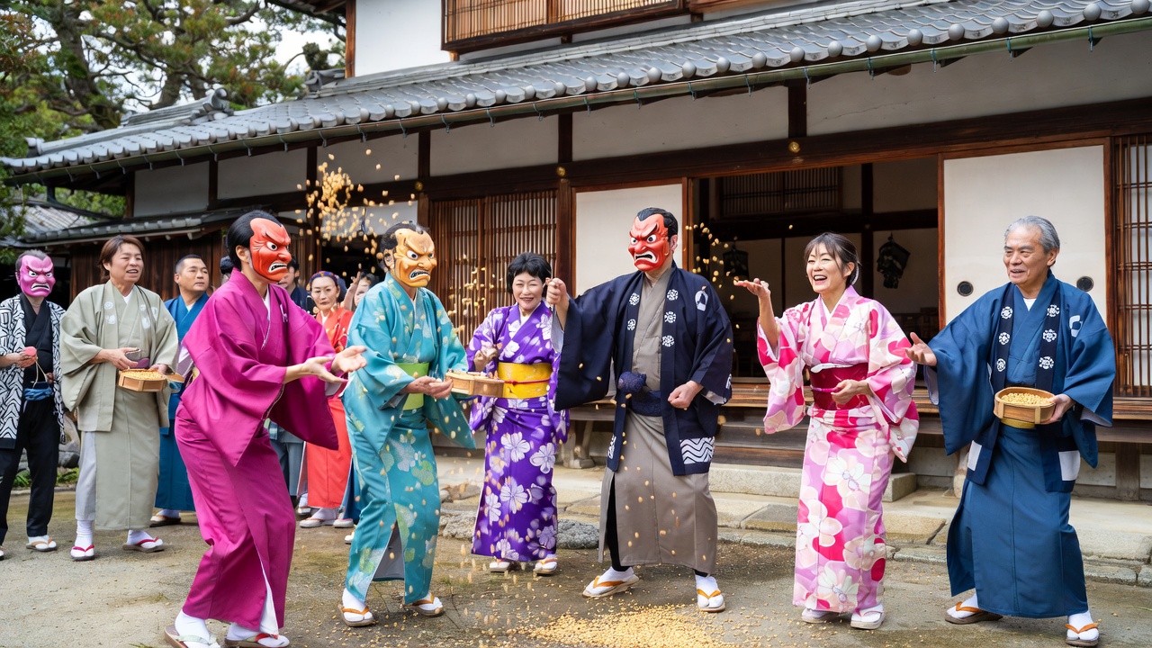 Setsubun 2026: Ultimate Guide to Bean-Throwing Traditions, Ehomaki, and Japan’s Spring Festival