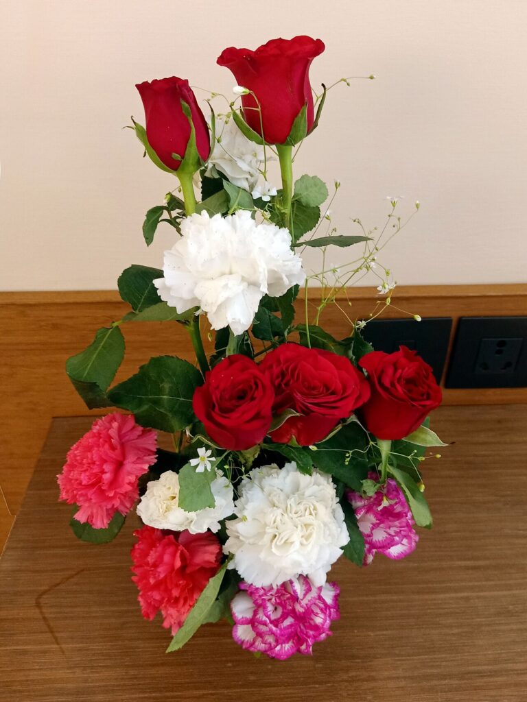 Rose and carnation flower bouquet 01