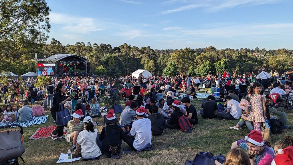 A Carols by Candlelight crowd in Melbourne