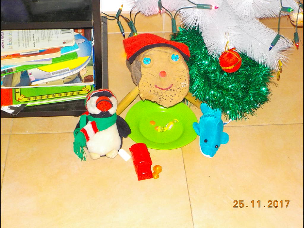 The Catalan Christmas log, Caga Tio